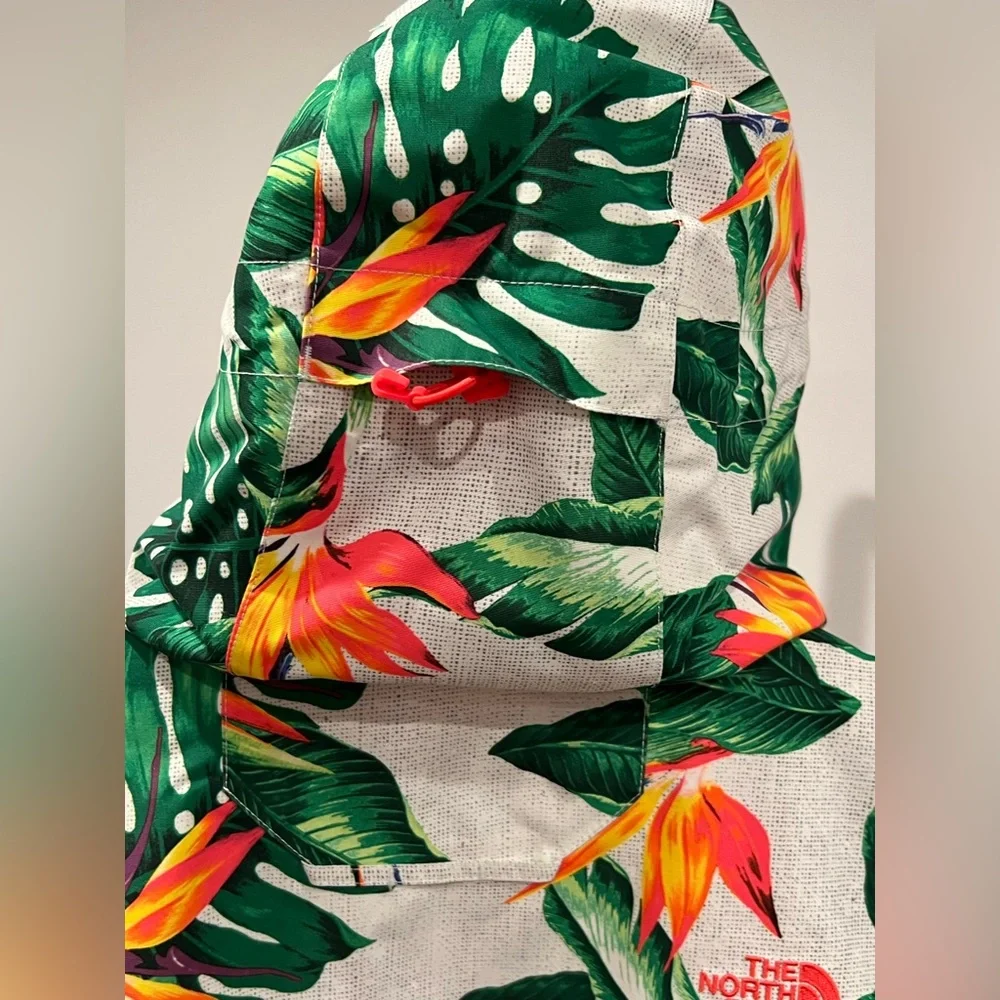 The North Face Tropical Leaf Print jacket - Picture 4 of 7